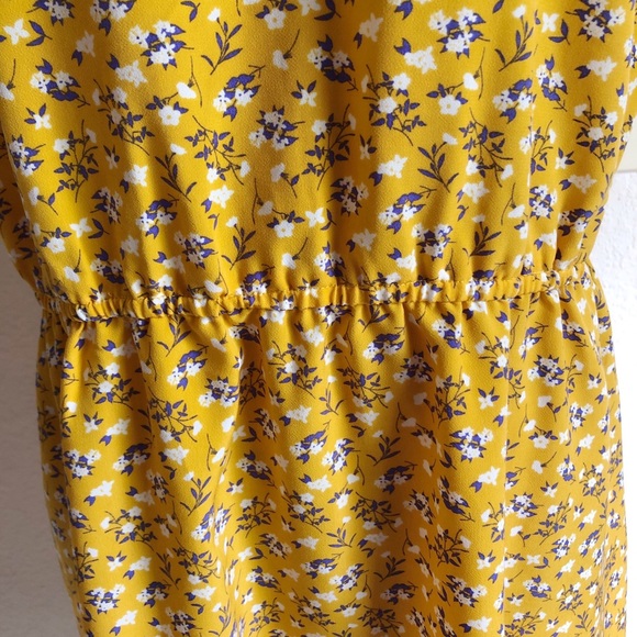 Old Navy Gold Floral Dress - Picture 6 of 10